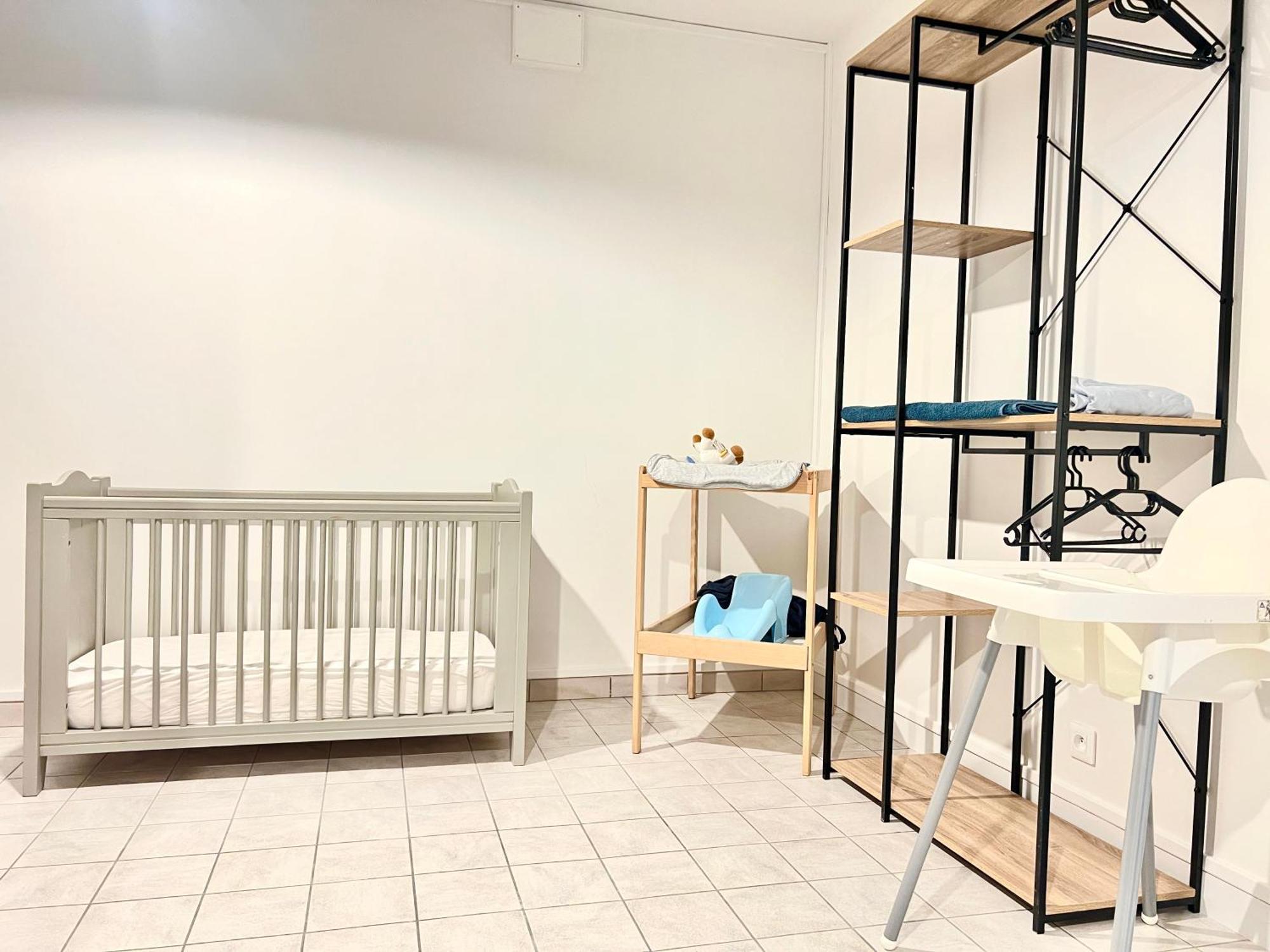 Le Grand Penon ~ Logement Spacieux A 6 Min Du Parc Saint-Georges-les-Baillargeaux Exterior foto